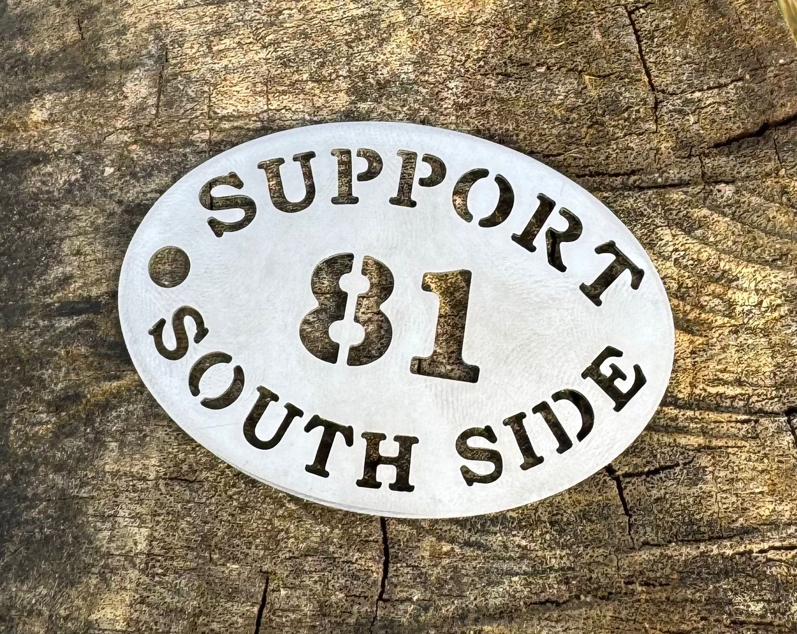 Neu - Edelstahl Schlüsselanhänger "Support South Side 81"